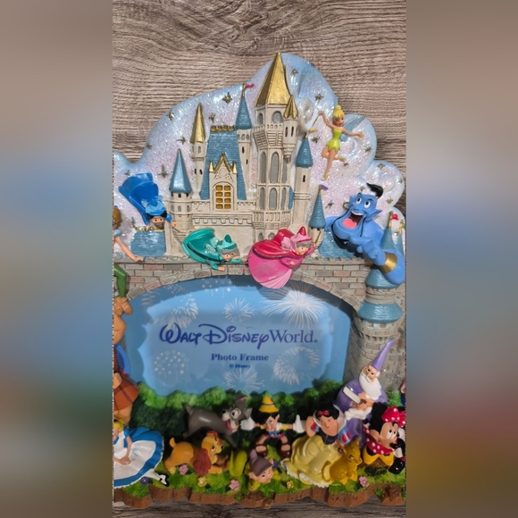 Walt Disney World Parks Disney Characters Magic Kingdom Castle 3D Picture Frame - Picture 3 of 8